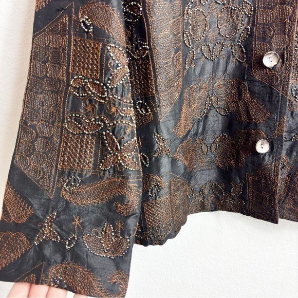 CHICOS JACKET WOMENS 1 BROWN SILK BEADED MEBROIDERED BUTTON FRONT TOP MEDIUM - Picture 2 of 7
